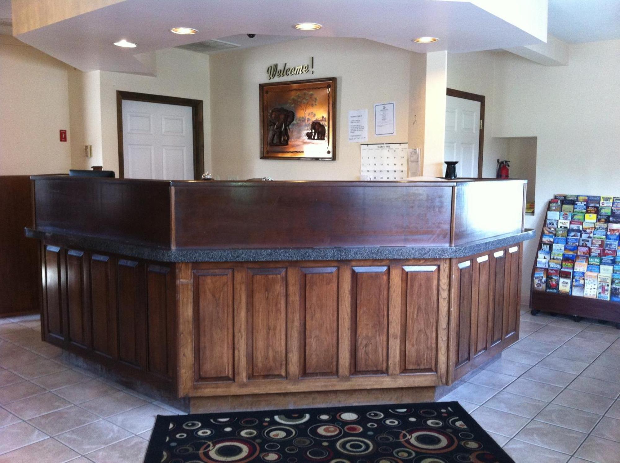 Newport News Inn Zewnętrze zdjęcie