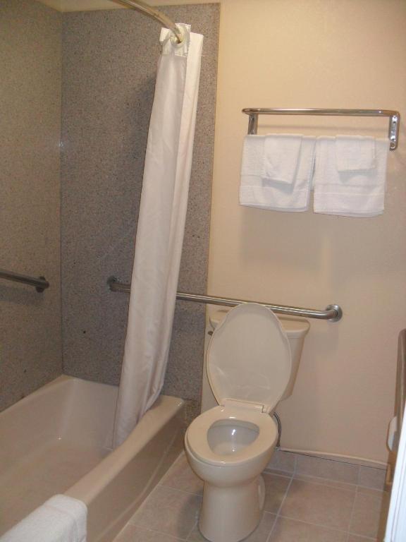 Newport News Inn Pokój zdjęcie
