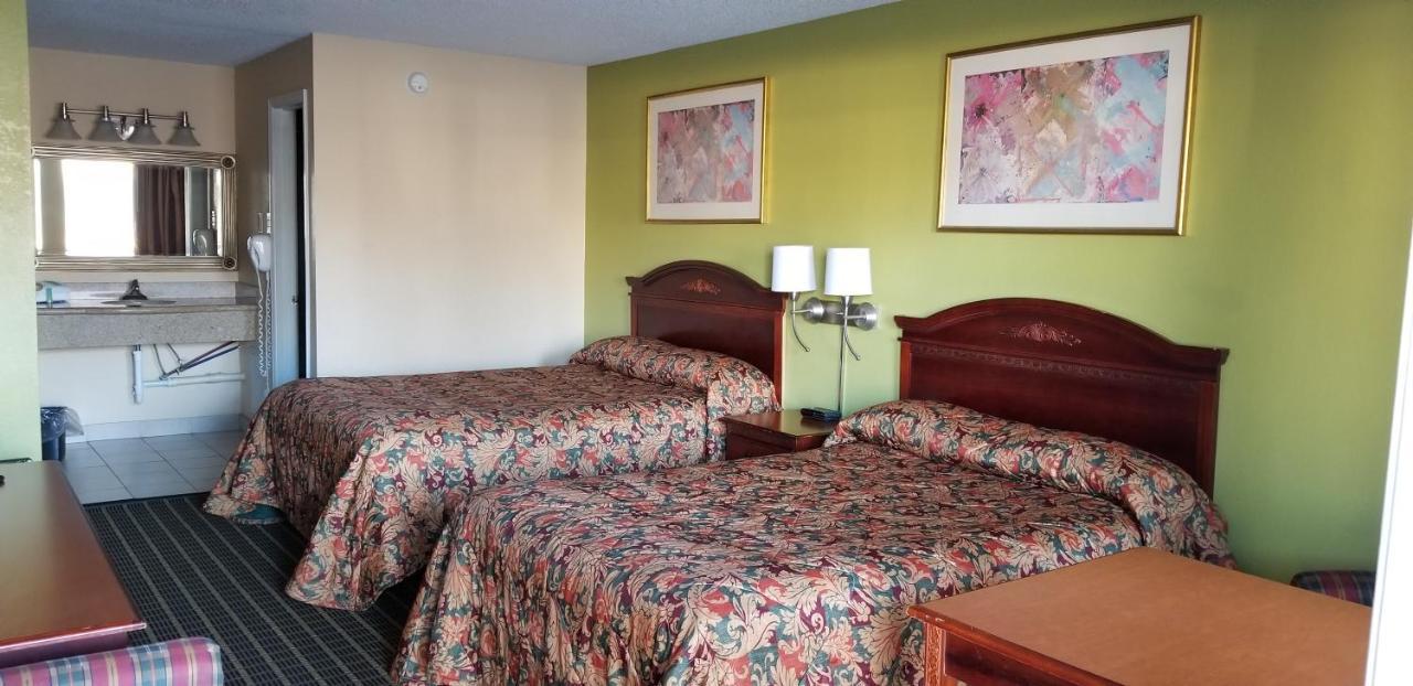 Newport News Inn Zewnętrze zdjęcie